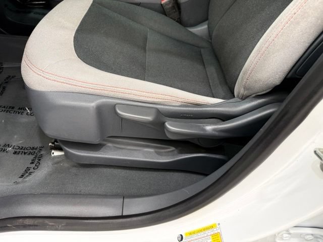 Used 2021 Chevrolet Bolt LT FWD image 12