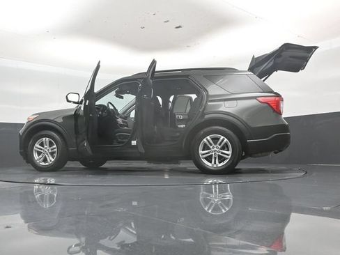 Used 2022 Ford Explorer XLT RWD image 66