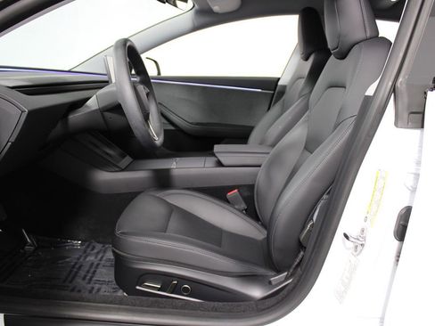 Used 2025 Tesla Model 3 Long Range RWD image 8