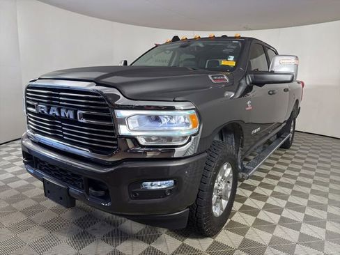 Used 2024 RAM 3500 Laramie AWD/4WD image 4