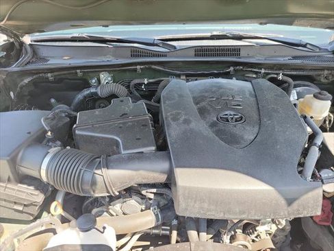 Certified 2021 Toyota Tacoma SR5 w/ Trail Edition RWD image 33
