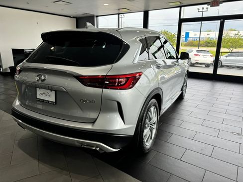 Used 2021 INFINITI QX50 Essential w/ Convenience Package FWD image 5