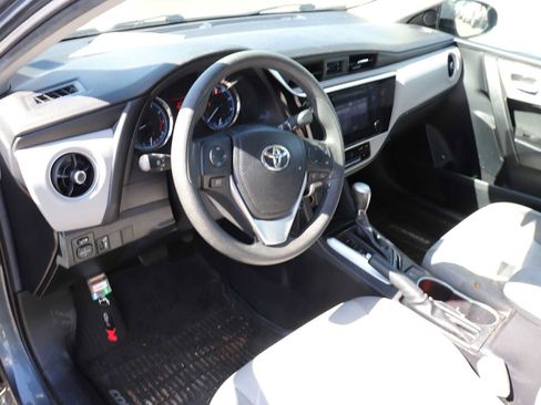 Used 2019 Toyota Corolla LE FWD image 10