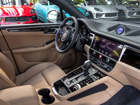 New 2026 Porsche Macan Turbo AWD/4WD image 54