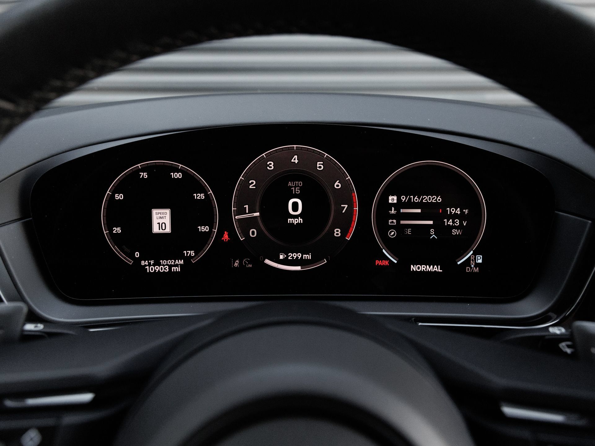 Certified 2025 Porsche Cayenne AWD/4WD image 17