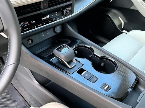 New 2026 Nissan Rogue Dark Armor FWD image 7