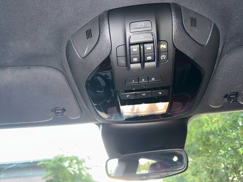 Used 2017 Maserati Levante S AWD/4WD image 54