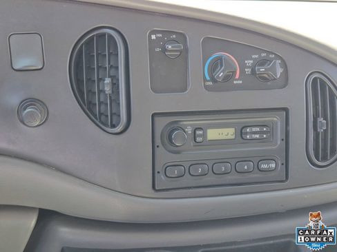 Used 2006 Ford E-150 and Econoline 150 RWD image 16