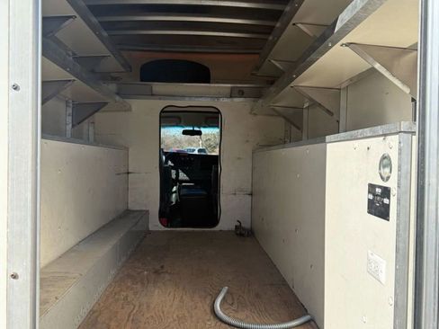 Used 2015 Chevrolet Express 3500 image 19