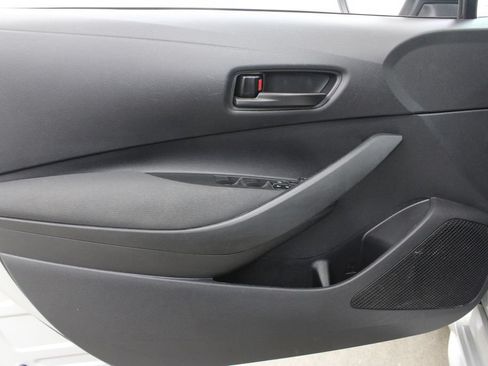Used 2023 Toyota Corolla LE FWD image 15