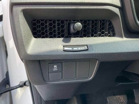 Used 2024 Honda CR-V EX image 19