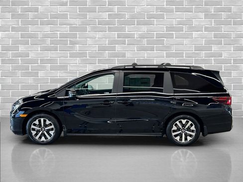 New 2026 Honda Odyssey EX-L image 2