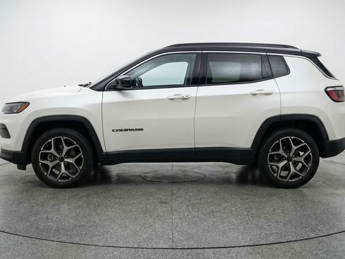Used 2025 Jeep Compass Limited AWD/4WD image 5
