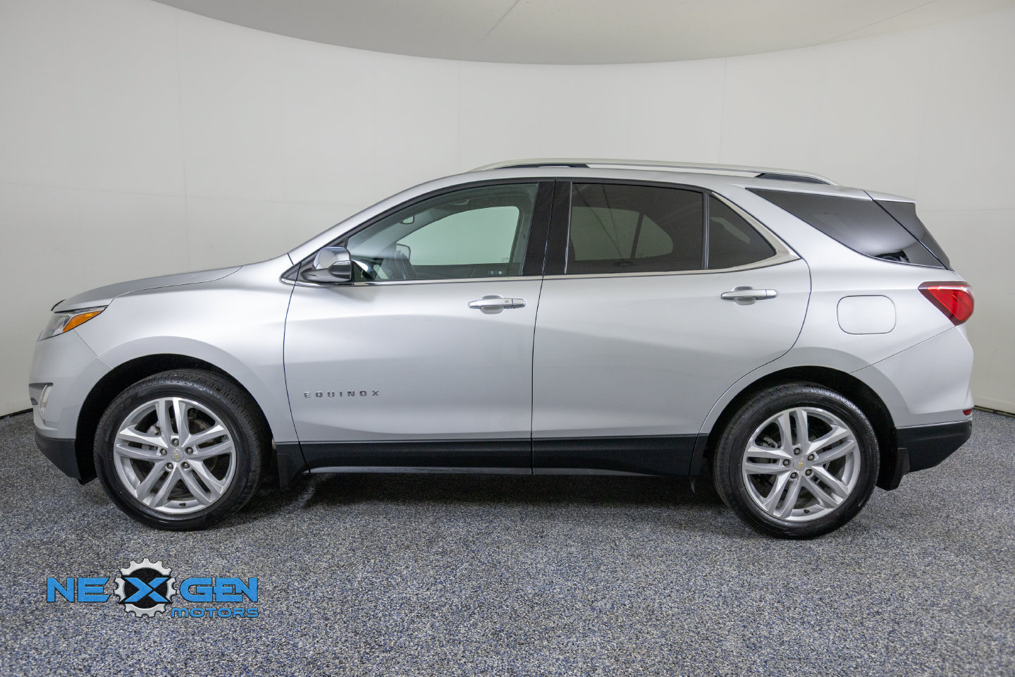 Used 2021 Chevrolet Equinox Premier AWD/4WD image 5