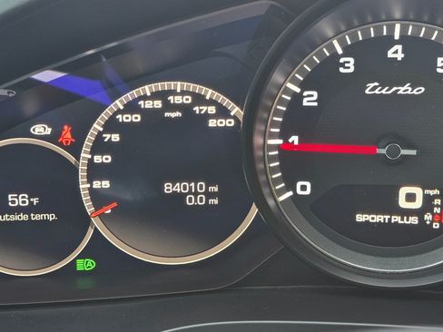 Used 2020 Porsche Cayenne Turbo AWD/4WD image 35