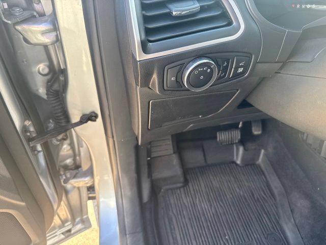 Used 2023 Ford Edge SEL w/ Convenience Package AWD/4WD image 11