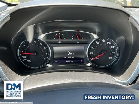 Used 2023 Chevrolet Equinox Premier FWD image 11