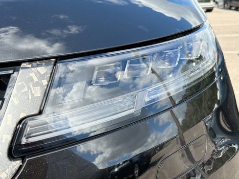 New 2026 Land Rover Range Rover Sport image 9