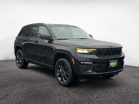 New 2025 Jeep Grand Cherokee Limited w/ Trailer Tow Package image 7