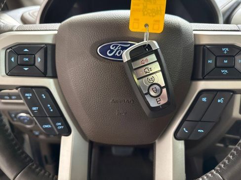 Used 2019 Ford F150 King Ranch w/ Equipment Group 601A Luxury image 84