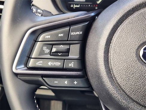 Used 2025 Subaru Forester Limited image 30