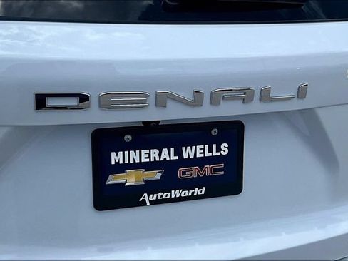 Used 2026 GMC Terrain Denali AWD/4WD image 12