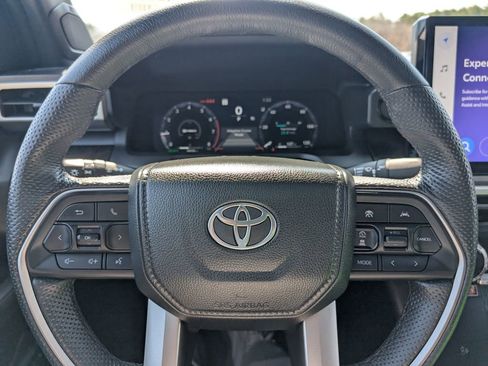 Used 2024 Toyota Tacoma Limited AWD/4WD image 28