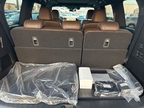 New 2026 Nissan Armada Platinum Reserve AWD/4WD image 32