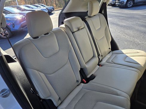 Used 2017 Ford Edge Titanium w/ Equipment Group 301A image 25