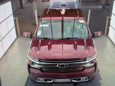 Used 2020 Chevrolet Silverado 1500 High Country w/ Technology Package AWD/4WD image 12
