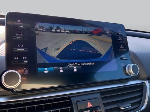 Used 2021 Honda Accord Sport image 28