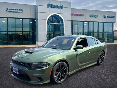 Used 2022 Dodge Charger Scat Pack w/ Daytona Edition Group image 4