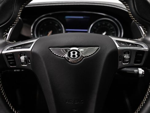 Used 2017 Bentley Flying Spur S V8 AWD/4WD image 47