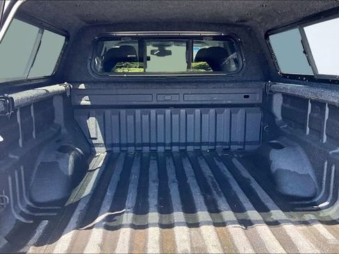 Used 2018 Chevrolet Colorado Z71 AWD/4WD image 7