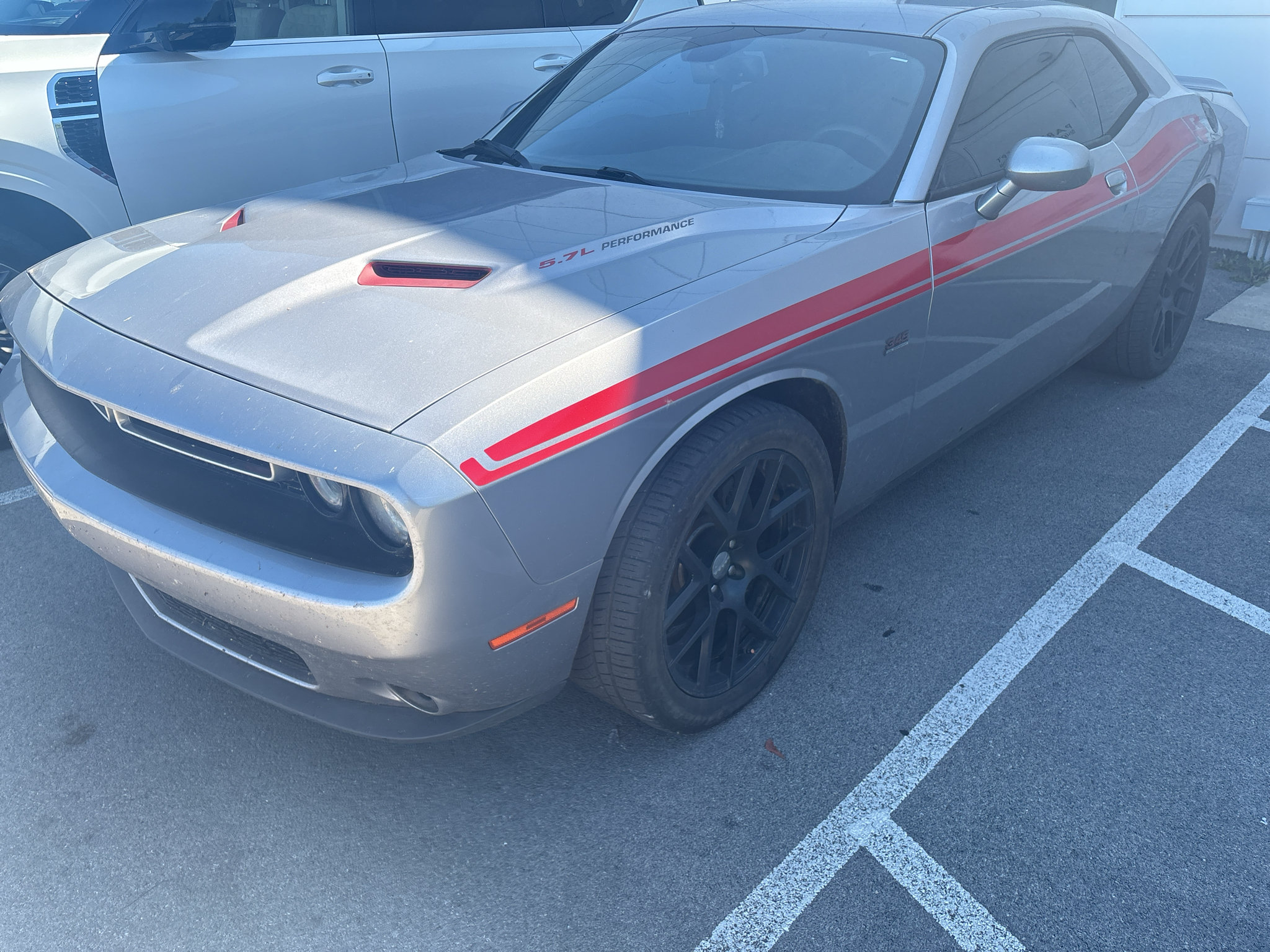 Used 2015 Dodge Challenger R/T Plus RWD image 1
