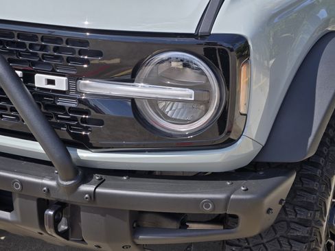 Used 2022 Ford Bronco Wildtrak AWD/4WD image 6