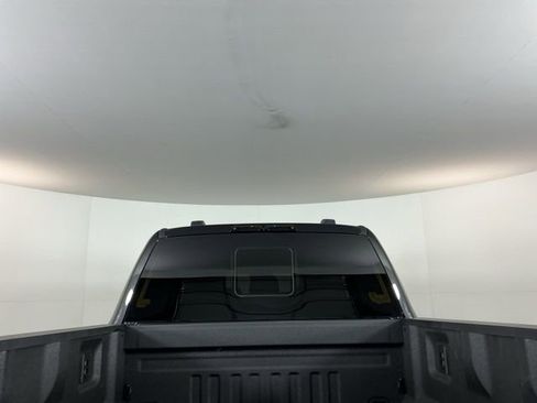 Certified 2025 Ford F450 Platinum w/ FX4 Off-Road Package AWD/4WD image 10