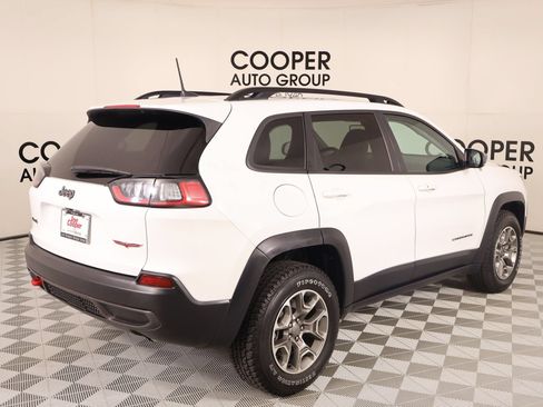 Used 2022 Jeep Cherokee Trailhawk w/ Sun, Sound & Nav Group AWD/4WD image 22
