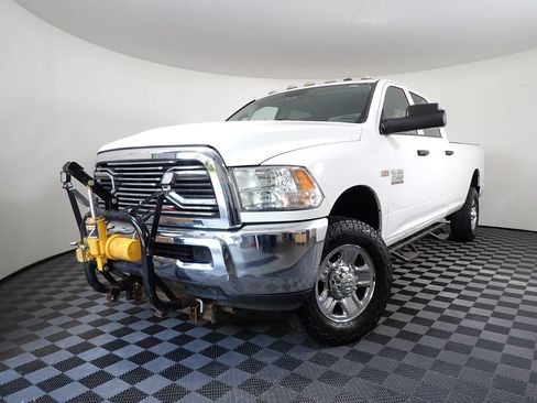 Used 2017 RAM 2500 Tradesman w/ Chrome Appearance Group AWD/4WD image 2