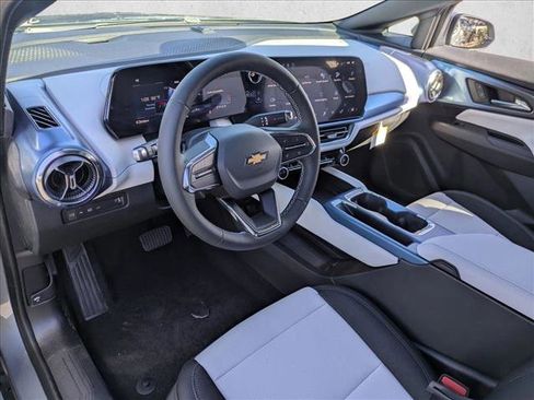 New 2026 Chevrolet Equinox EV LT image 3