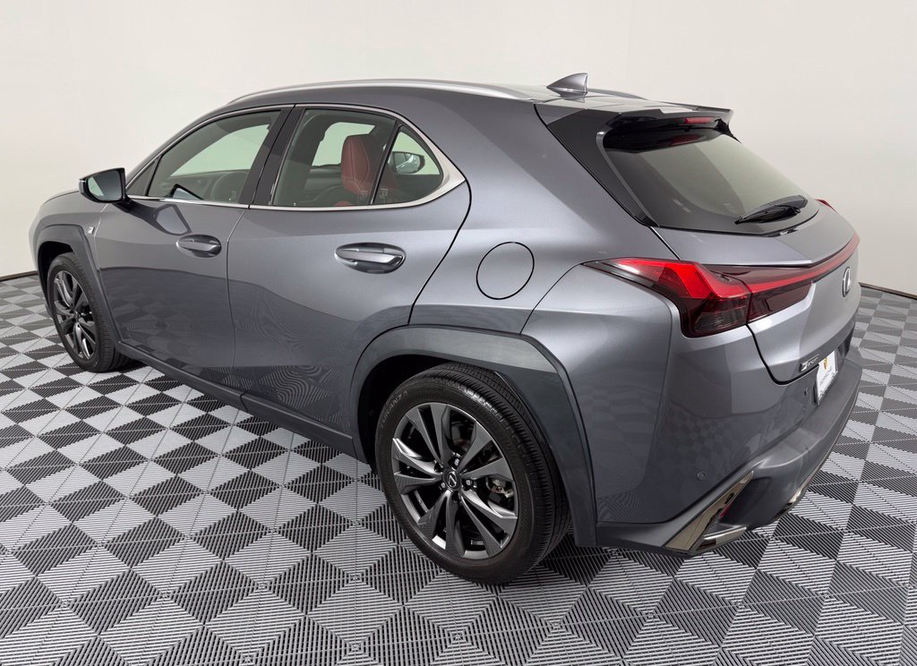 Used 2021 Lexus UX 250h F Sport AWD/4WD image 3