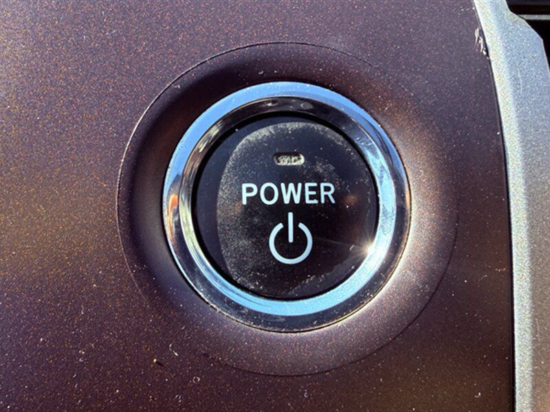 Used 2004 Toyota Prius FWD image 15
