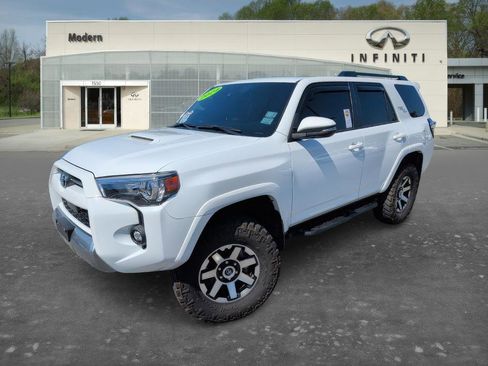 Used 2024 Toyota 4Runner TRD Off-Road Premium w/ Moonroof Package AWD/4WD image 1