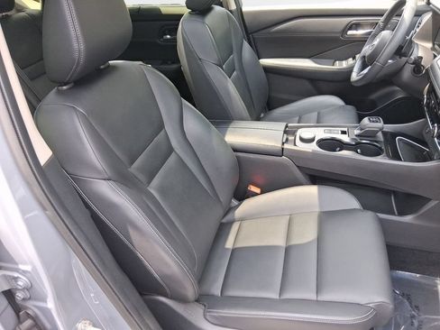 Used 2024 Nissan Rogue SL w/ SL Premium Package AWD/4WD image 26