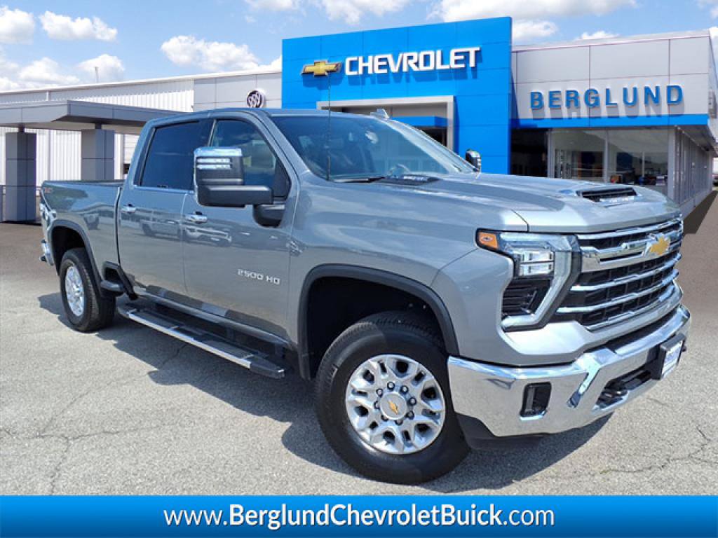 Used 2026 Chevrolet Silverado 2500 LTZ AWD/4WD image 1