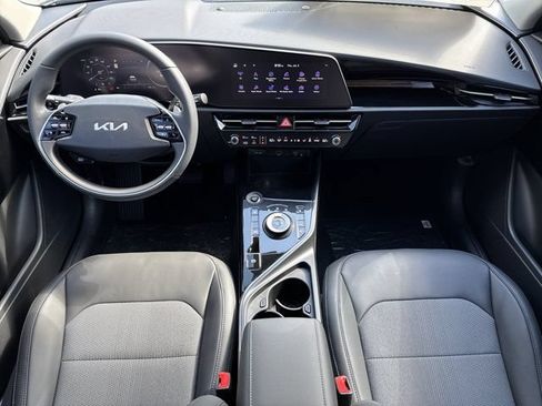 New 2026 Kia Niro Wind FWD image 10