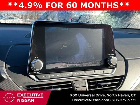 New 2025 Nissan Altima 2.5 SR image 16