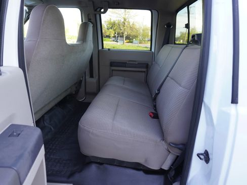 Used 2010 Ford F350 XL image 11