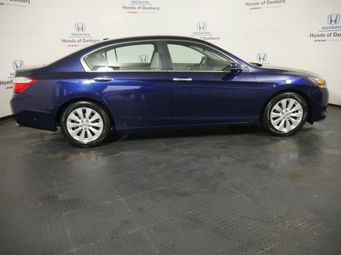 Used 2015 Honda Accord EX-L image 3