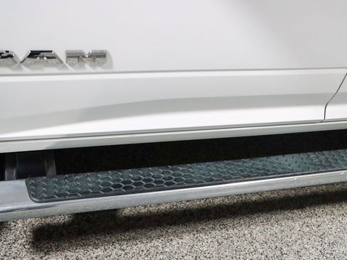 Used 2022 RAM 3500 Tradesman image 12